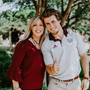 Meet your Posher, Blake